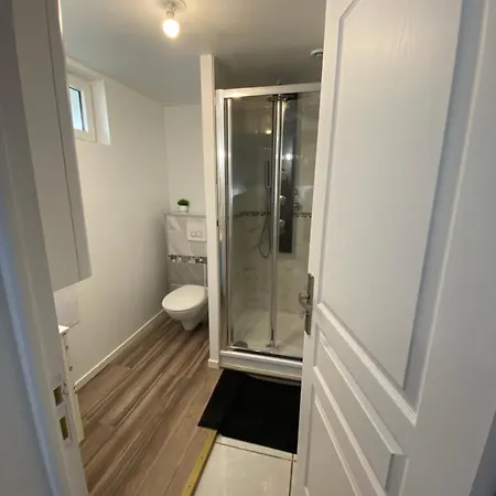 Panzió Meuble Circuit 24h Le Mans